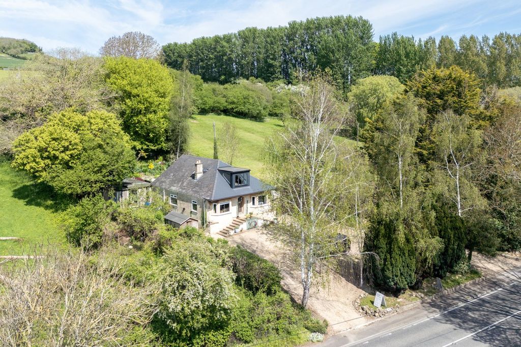 Property photo 1 of 24
