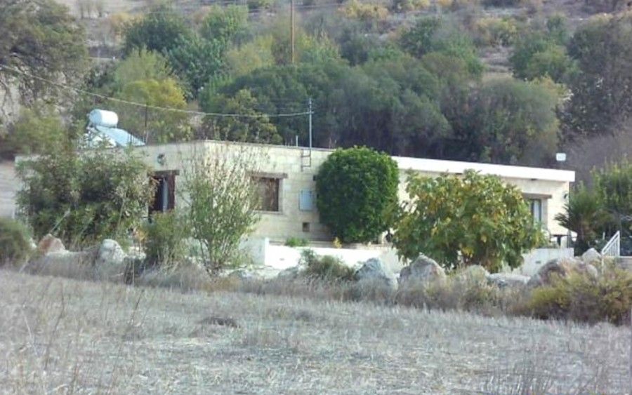 Property photo 1 of 2