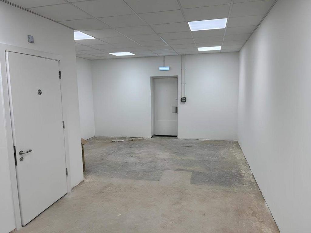 Property photo 1 of 1