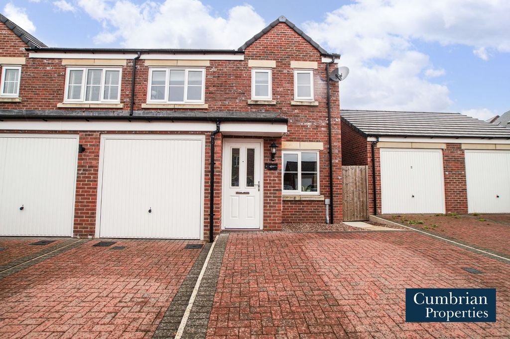 Property photo 1 of 19 Front External