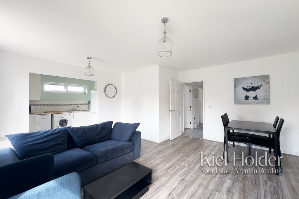 Property photo 2 of 19 5118022