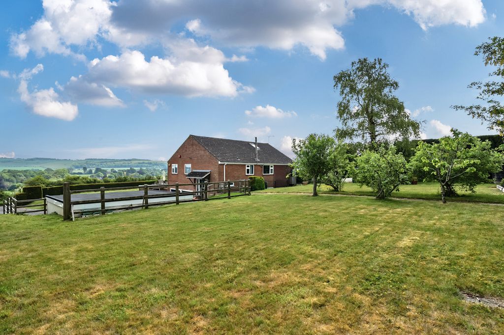 Property photo 1 of 24