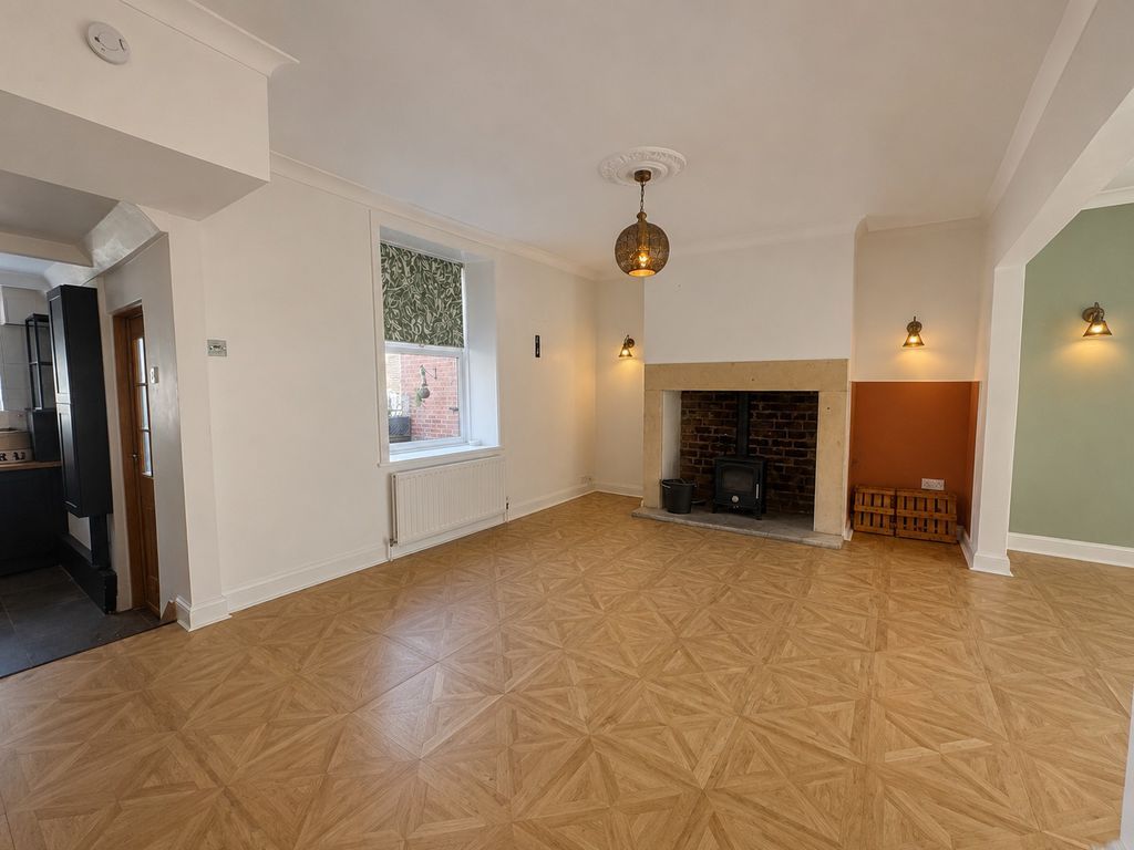 Property photo 3 of 13 Dining Room