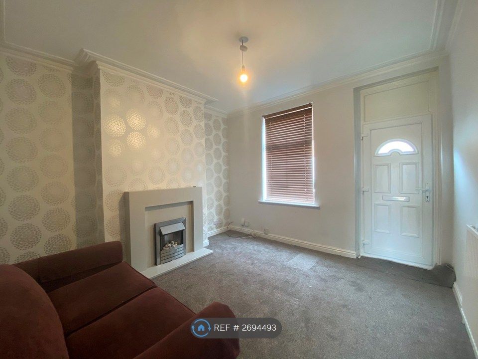 Property photo 3 of 7