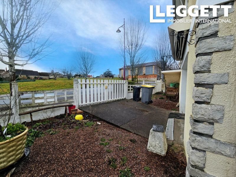 Property photo 2 of 10