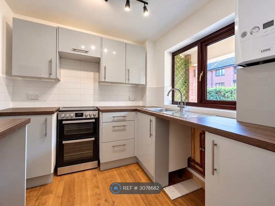 Property photo 2 of 9