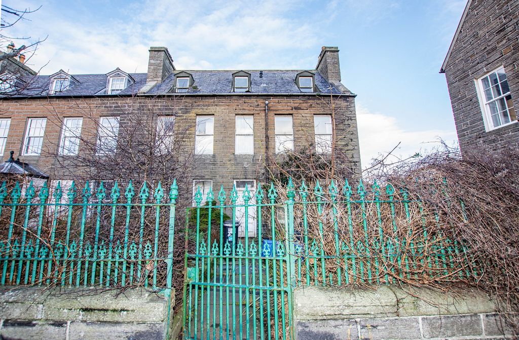 Property photo 1 of 18 Main Image