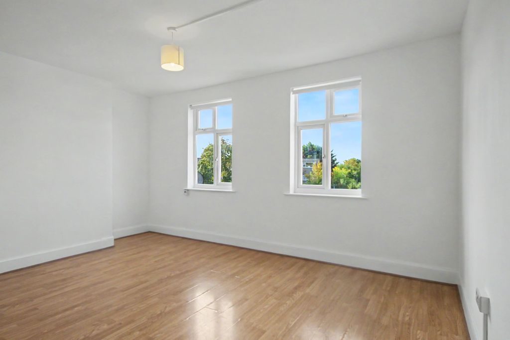 Property photo 1 of 9 2.Jpg
