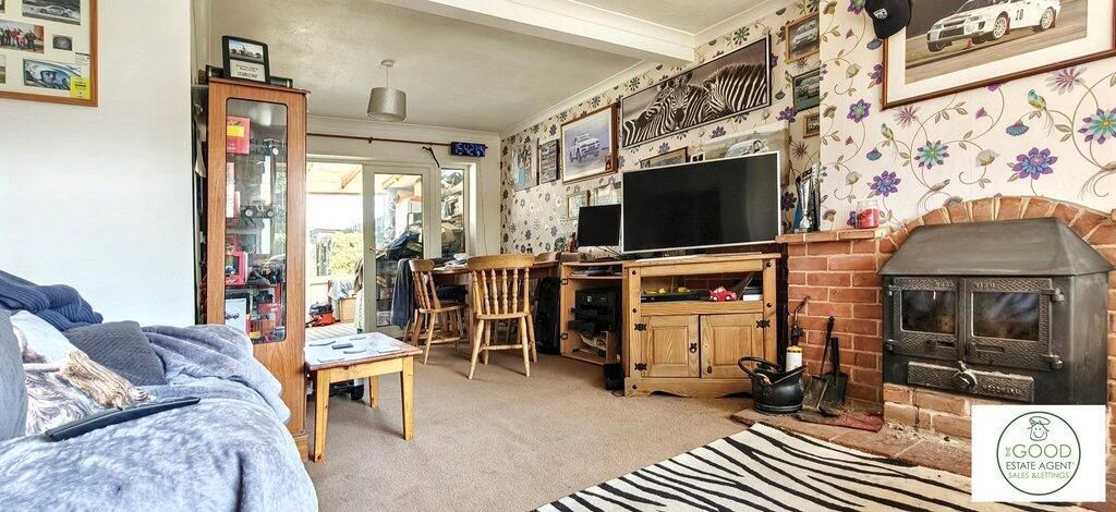 Property photo 2 of 16