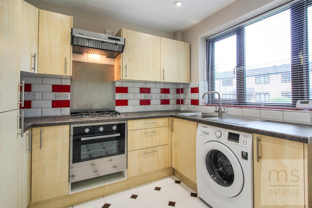 Property photo 3 of 13 Img_5898.Jpg