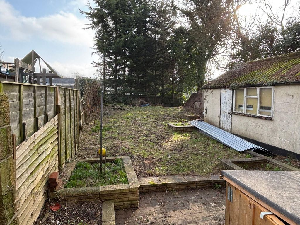 Property photo 3 of 13