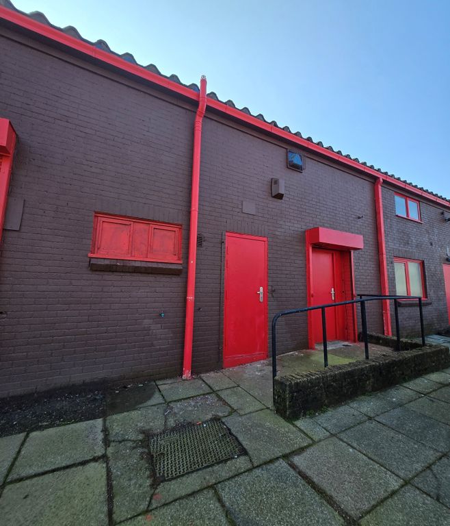 Property photo 2 of 13