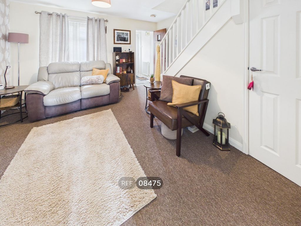 Property photo 3 of 14 Living Room