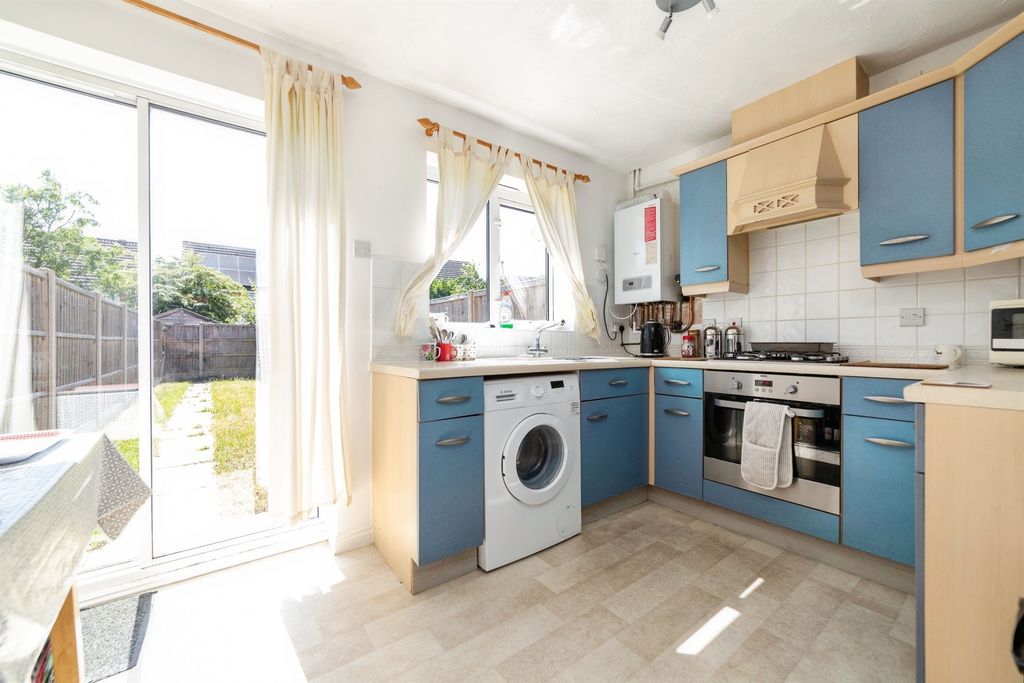 Property photo 2 of 14