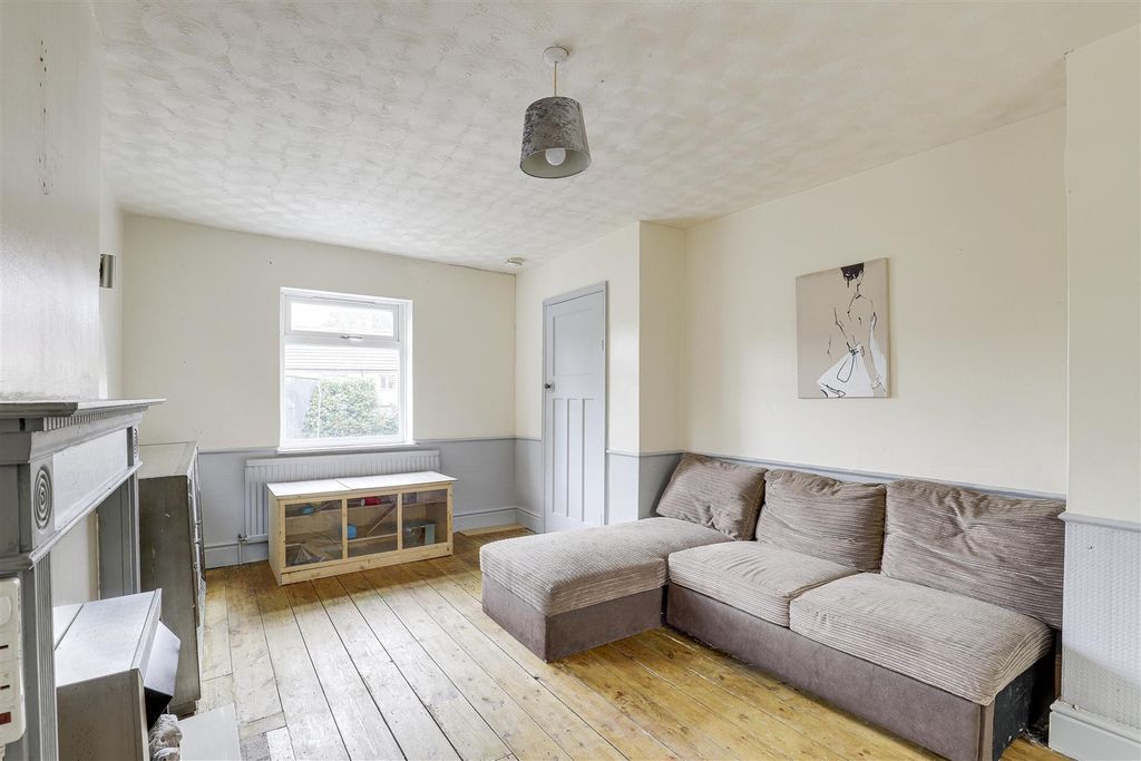 Property photo 3 of 18 2685.Jpg