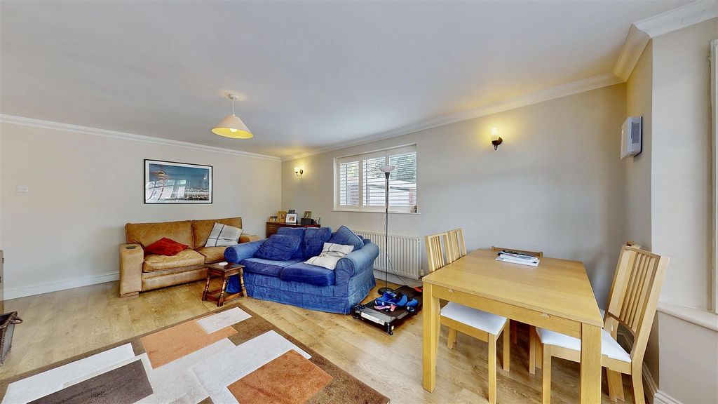 Property photo 2 of 12 P4 - Copy.Jpg