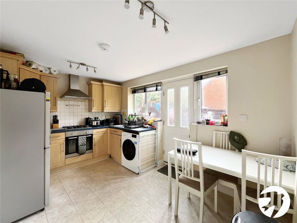 Property photo 3 of 14 Picture No. 11