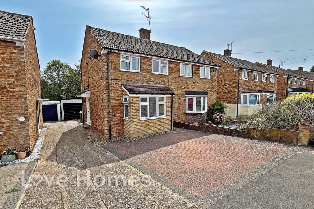 Property photo 1 of 13 4421201