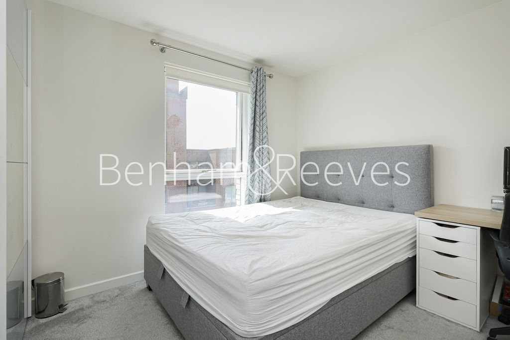 Property photo 3 of 22