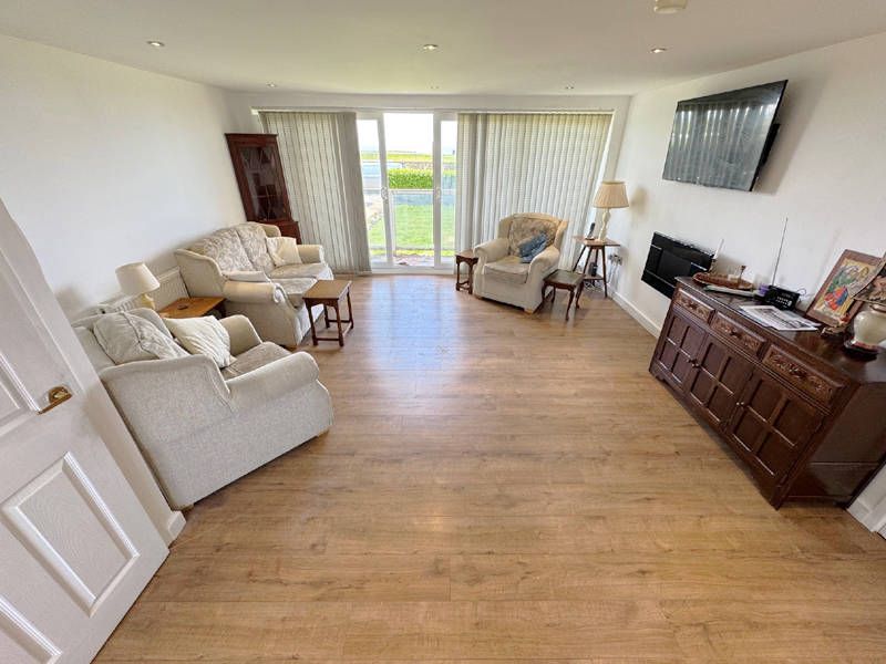 Property photo 3 of 19 Lounge Diner