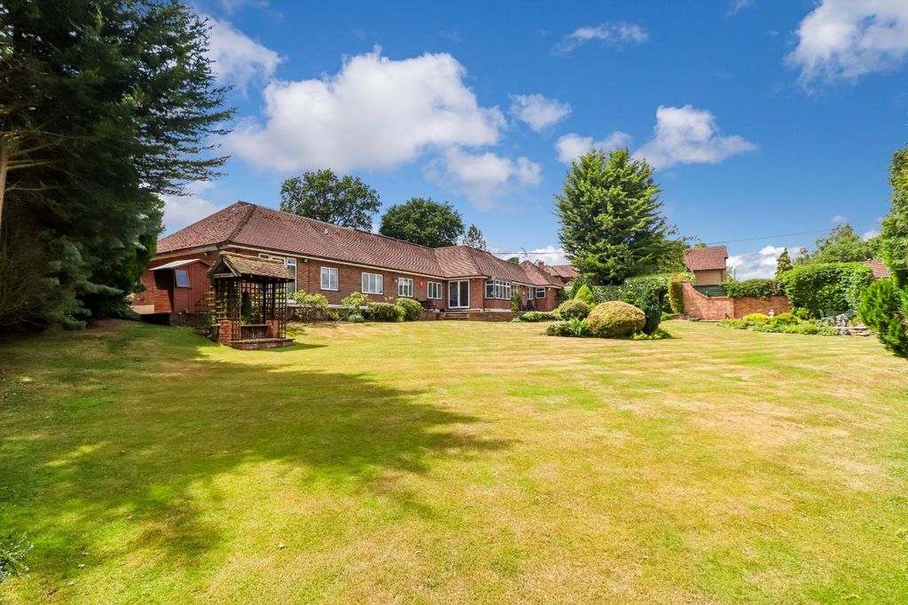 Property photo 3 of 35 Picture No. 26