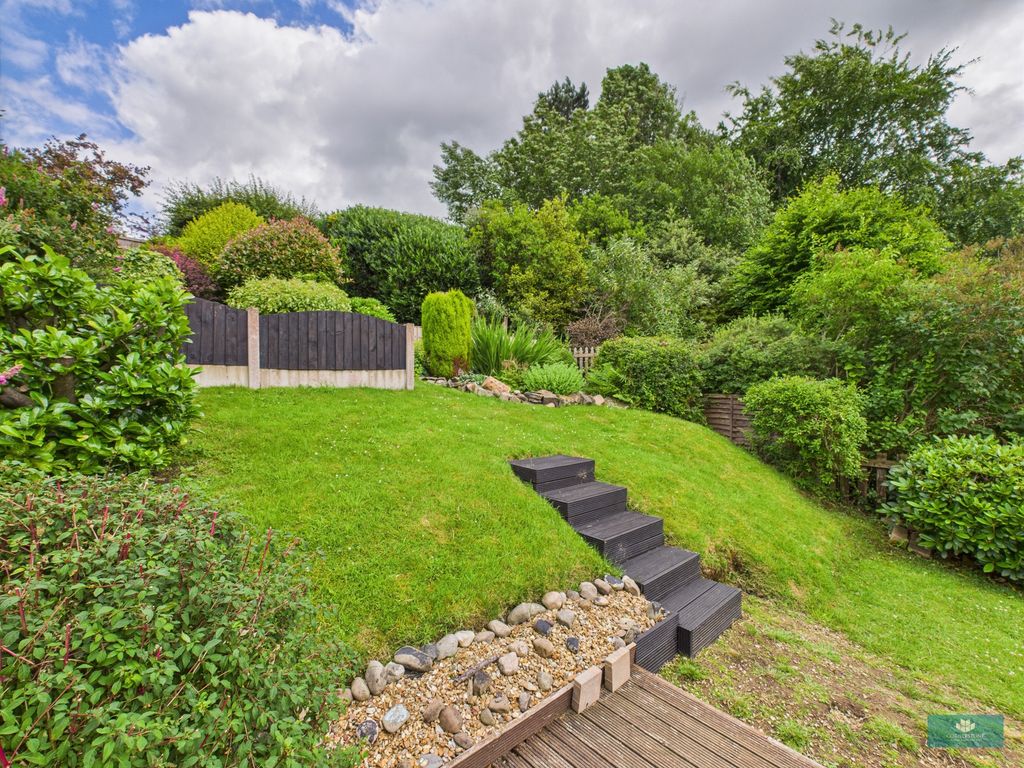 Property photo 3 of 22 Photo 11