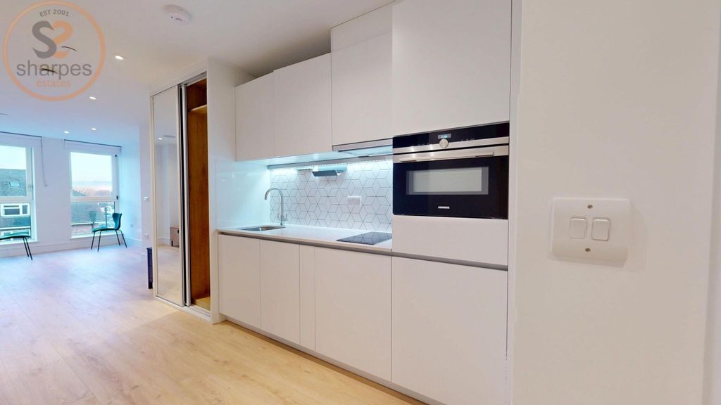 Property photo 3 of 7 6933085694061B05A7392215_9Afb5Db81B325494Ae156A6c3d2F4Ef3B6F242B36Eb3cd56ee32c4086d5342B8