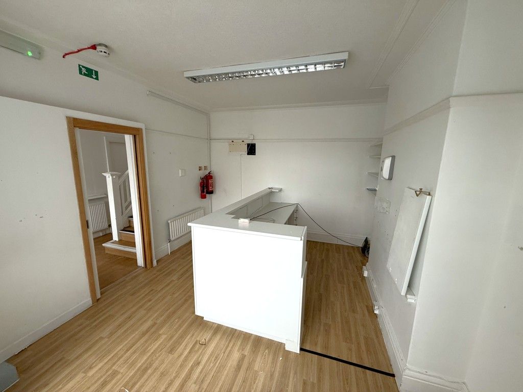 Property photo 3 of 18 Photo 3