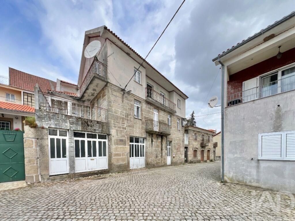 Property photo 1 of 31