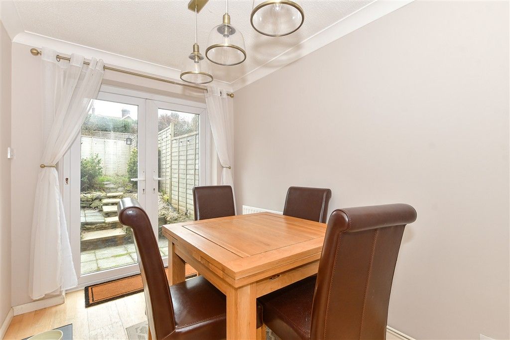 Property photo 2 of 11 Dining Area