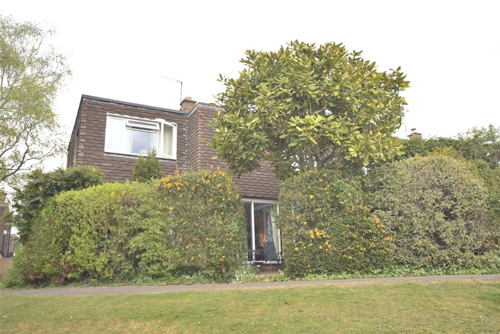 Property photo 1 of 19 Exterior