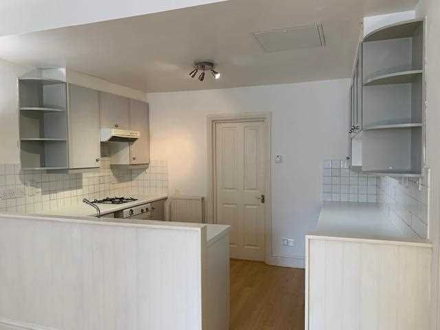 Property photo 2 of 8 Kitchen