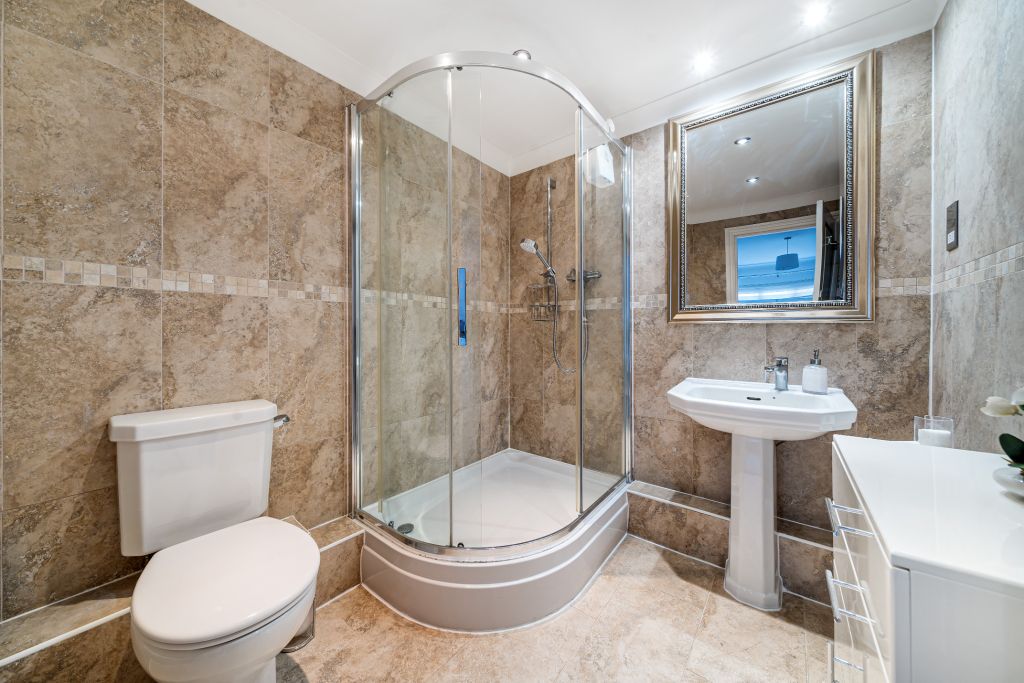 Additional image 9 of 2 bed flat for saleDouglas Avenue, Exmouth EX8