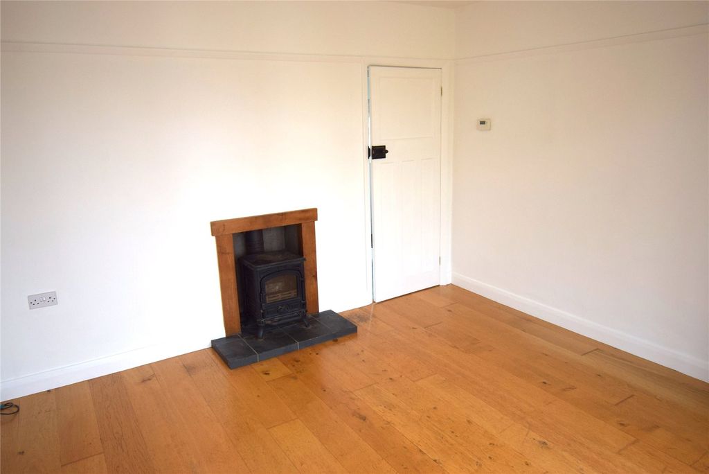 Property photo 3 of 13 Picture No. 01