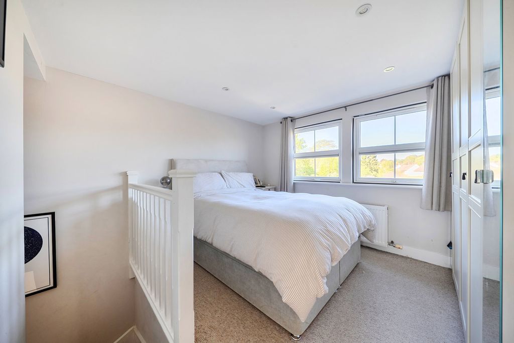 Additional image 13 of 3 bed semi-detached house for saleStation Road, Lingfield RH7
