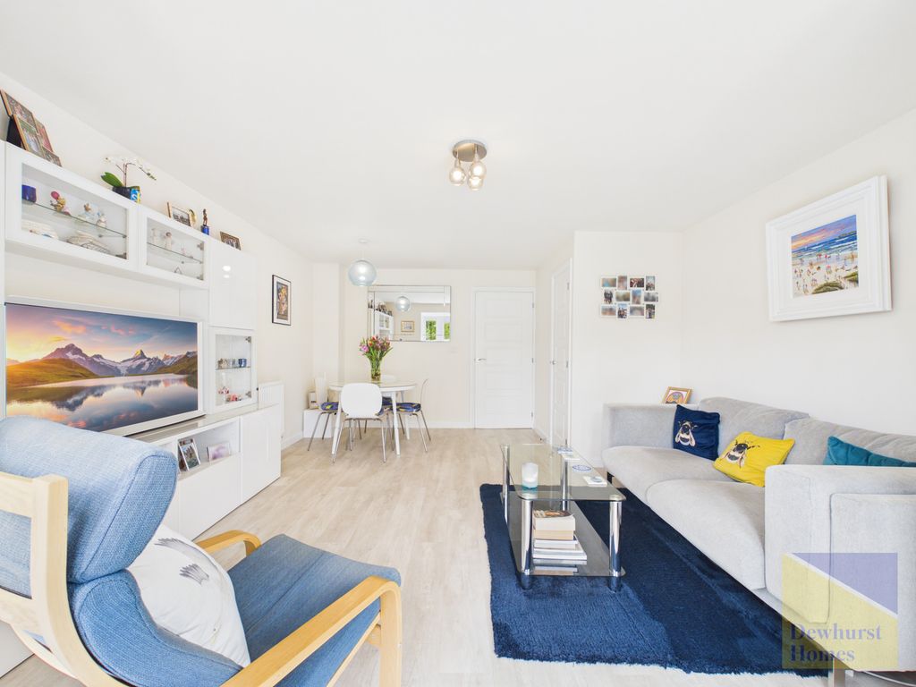 Property photo 3 of 24