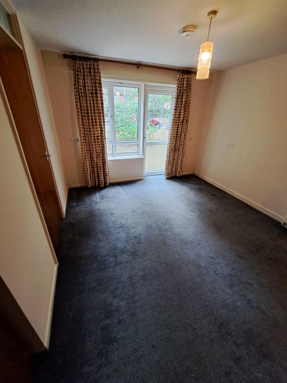 Property photo 2 of 3
