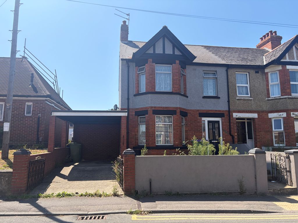 Property photo 1 of 3