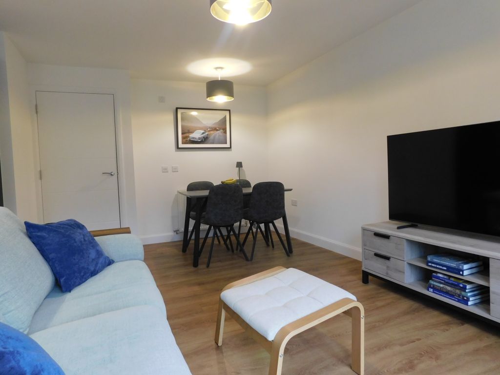 Property photo 3 of 24