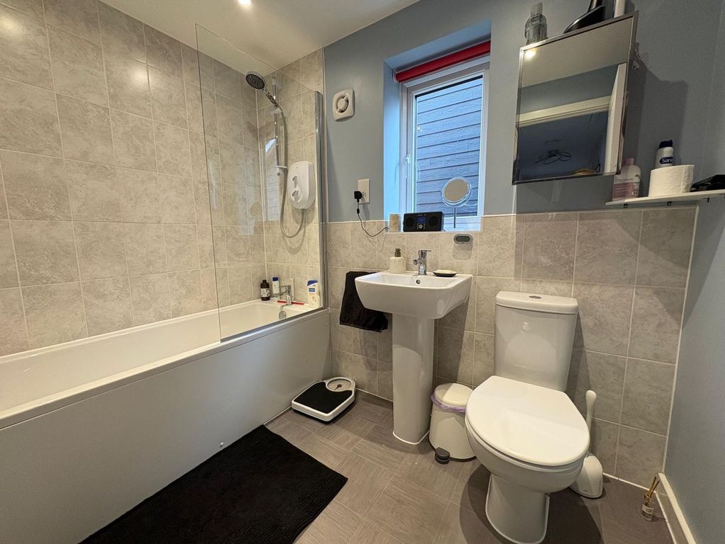 Additional image 10 of 5 bed detached house for saleWestbrook Drive, Leiston IP16
