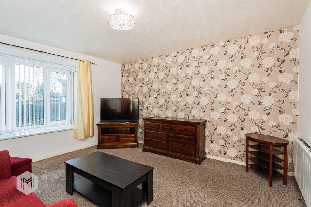 Property photo 2 of 8 Picture No. 03