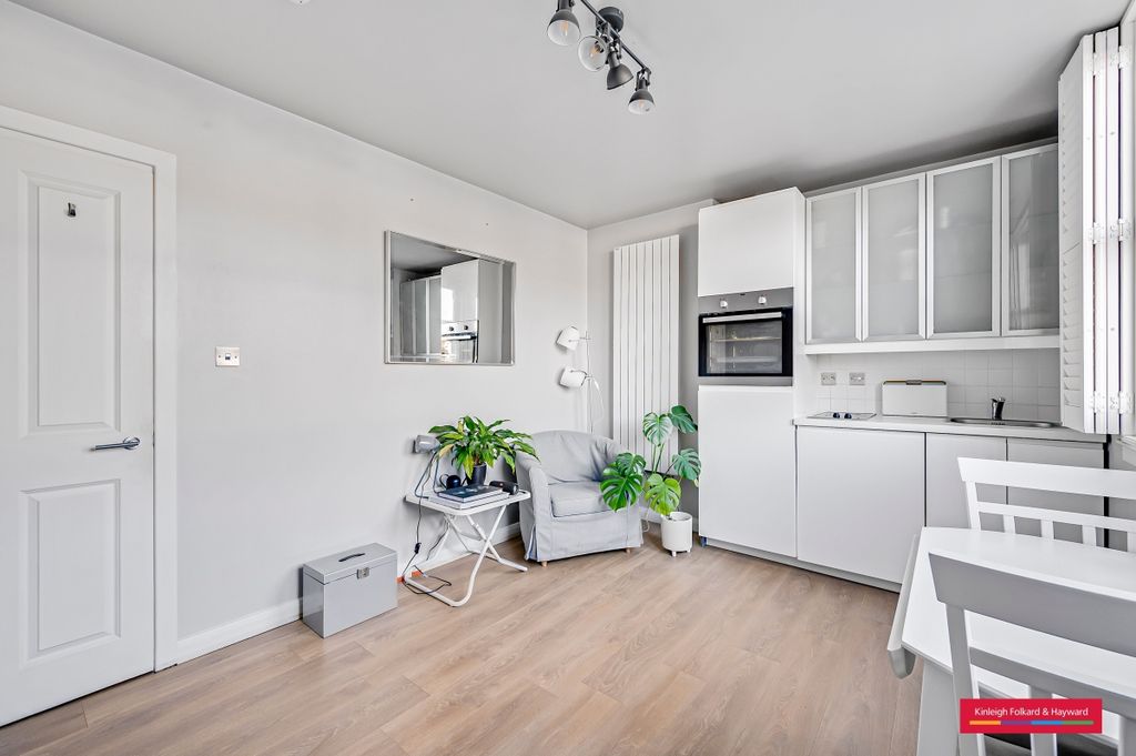 Property photo 2 of 6 Living Room 2