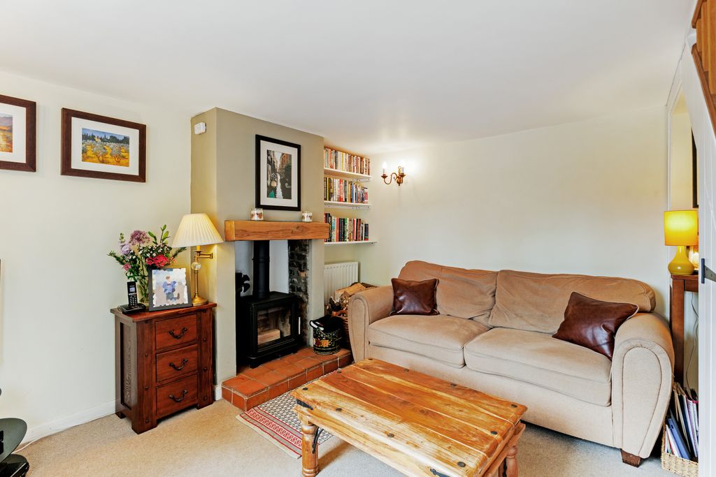 Property photo 3 of 16