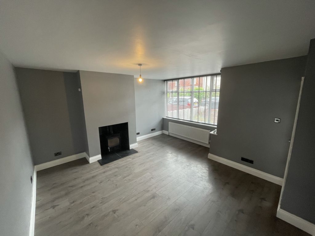 Property photo 3 of 17 Photo 3