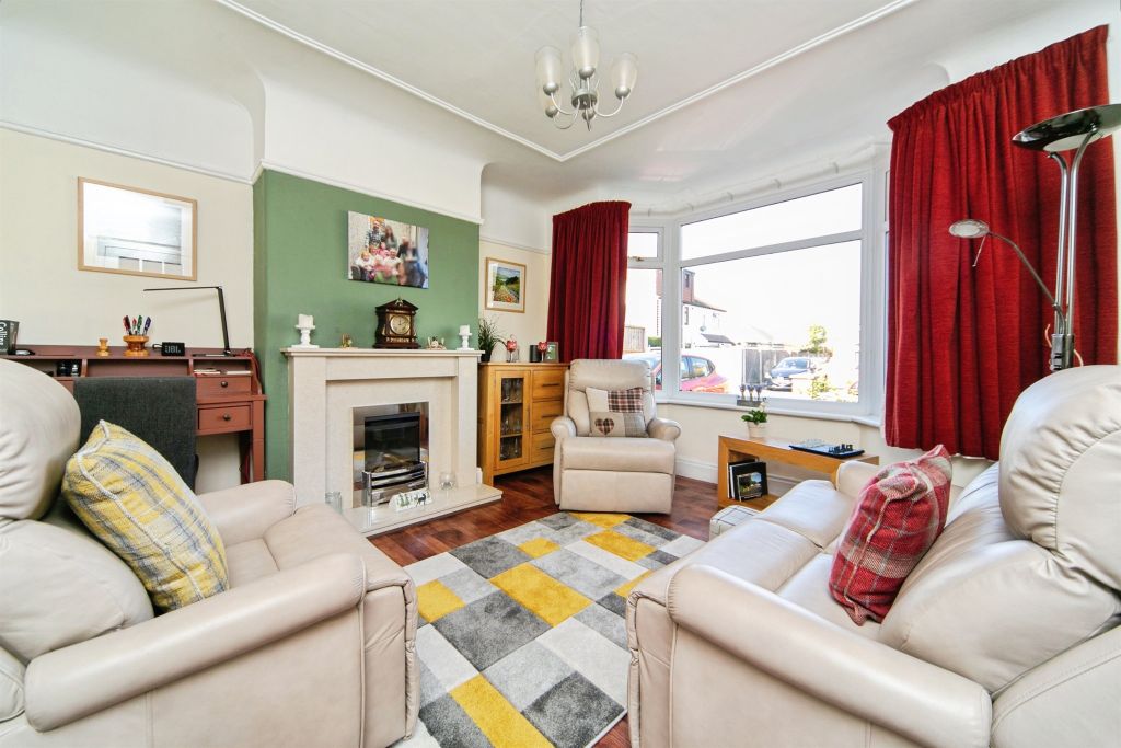 Property photo 2 of 14