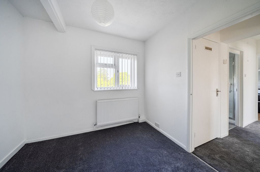 Property photo 2 of 15 1449806-6-69Ef3A7...