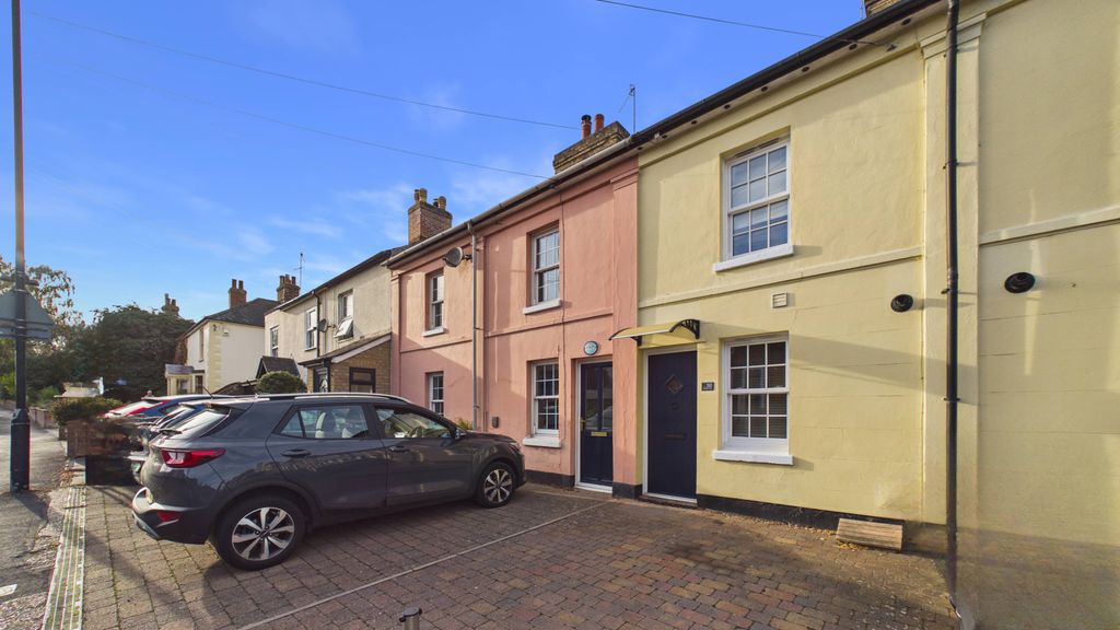 Property photo 1 of 7