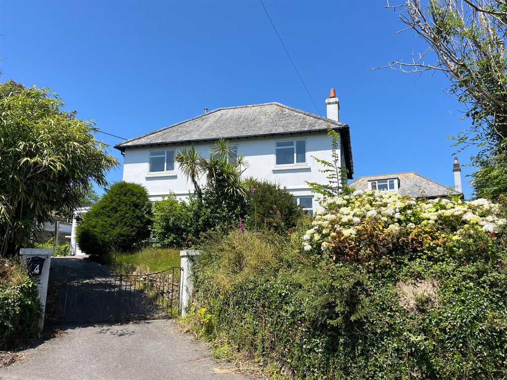 Property photo 1 of 18 Front 2.Jpg