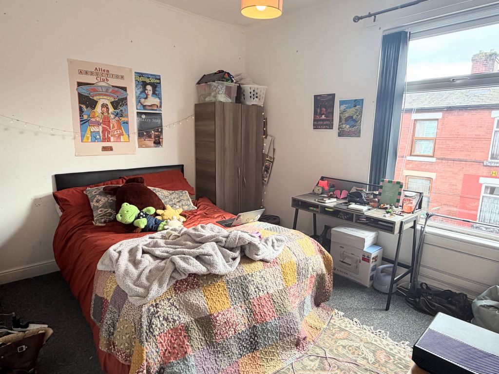 Property photo 3 of 7 Img_4630