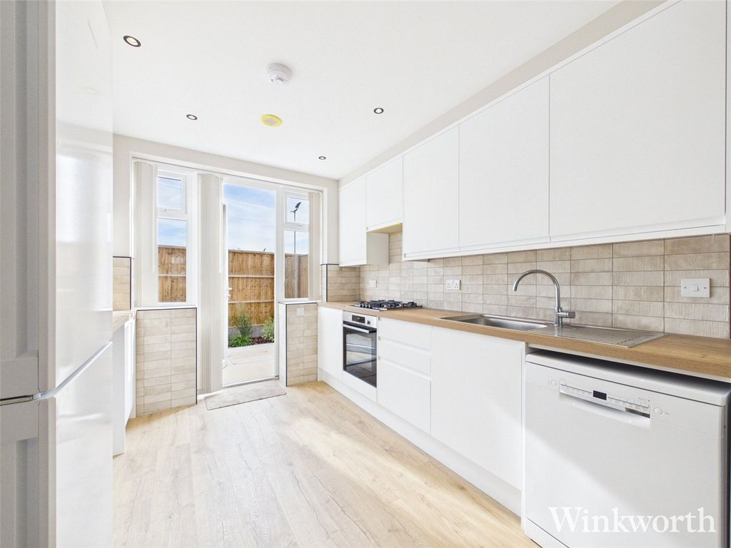 Property photo 2 of 10 Picture No. 08